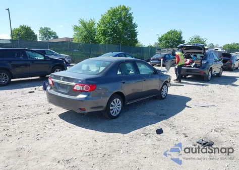 2013 Toyota Corolla Le z USA, uszkodzony, nr VIN 2T1BU4EE3DC059127